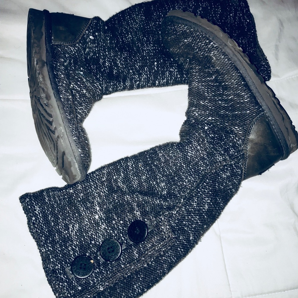 Ugg Australia knitted boots  with sequence